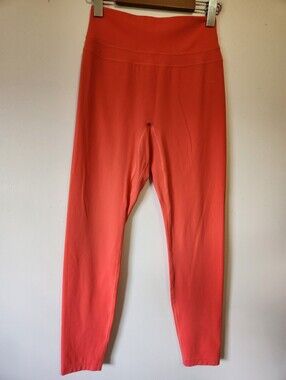Gymshark Lifting Dipped Waistband V-Back Intense Scrunch Legging Coral Orange M
